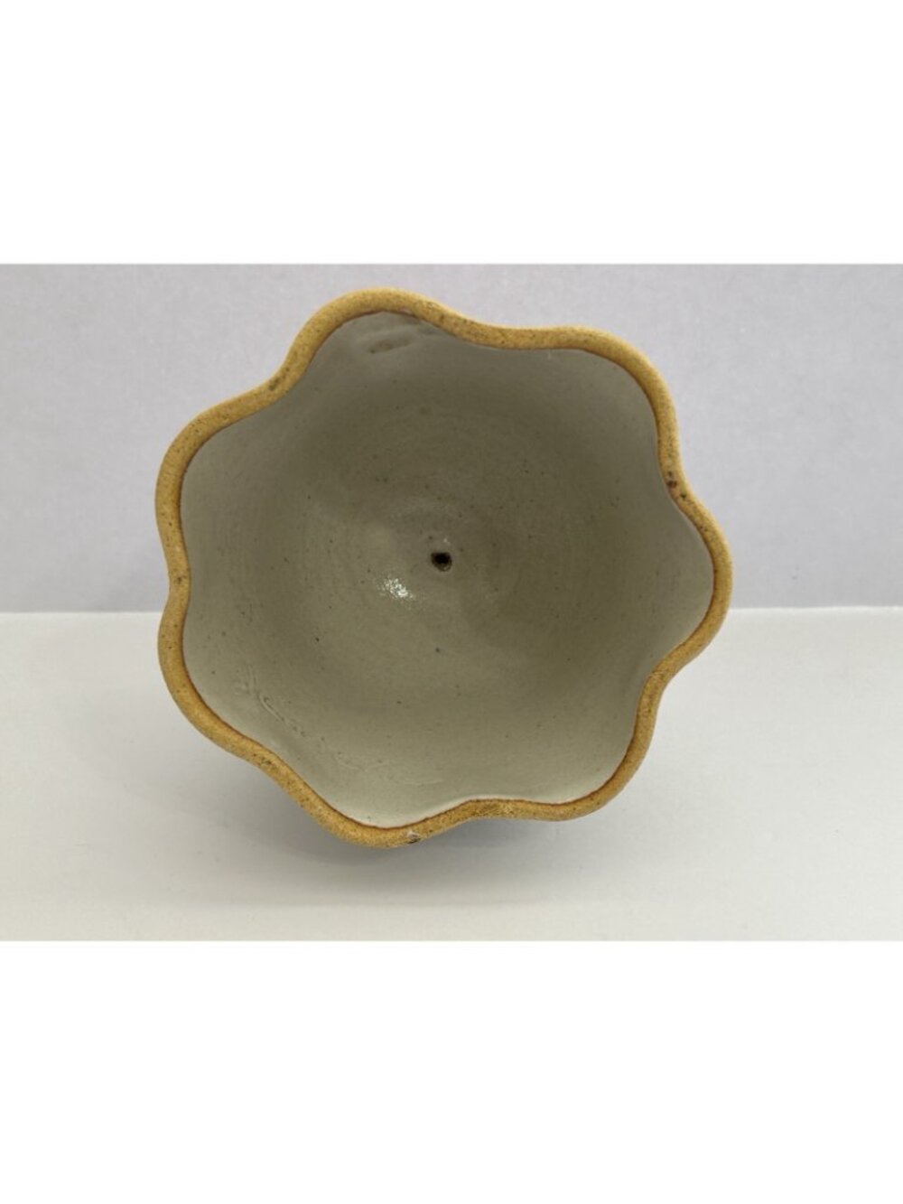 Pottery Angel Figurine Yellow Flowers Handmade Decorative Farmhouse Cottagecore - Picture 10 of 10